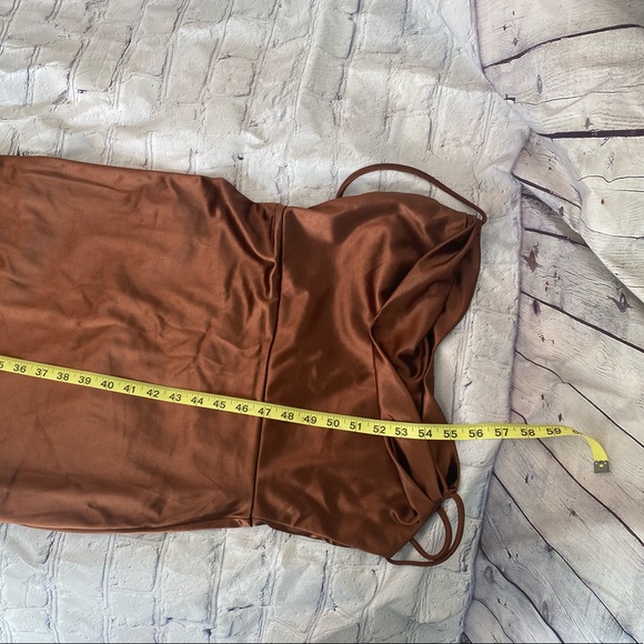 Windsor brown satin Lola dress. Large. Great for homecoming or prim or wedding - Picture 7 of 11